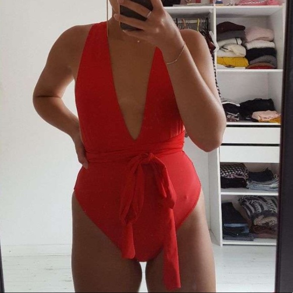 Red Lined Plunging Neckline One Piece Criss Cross Swimsuit New - Picture 5 of 10